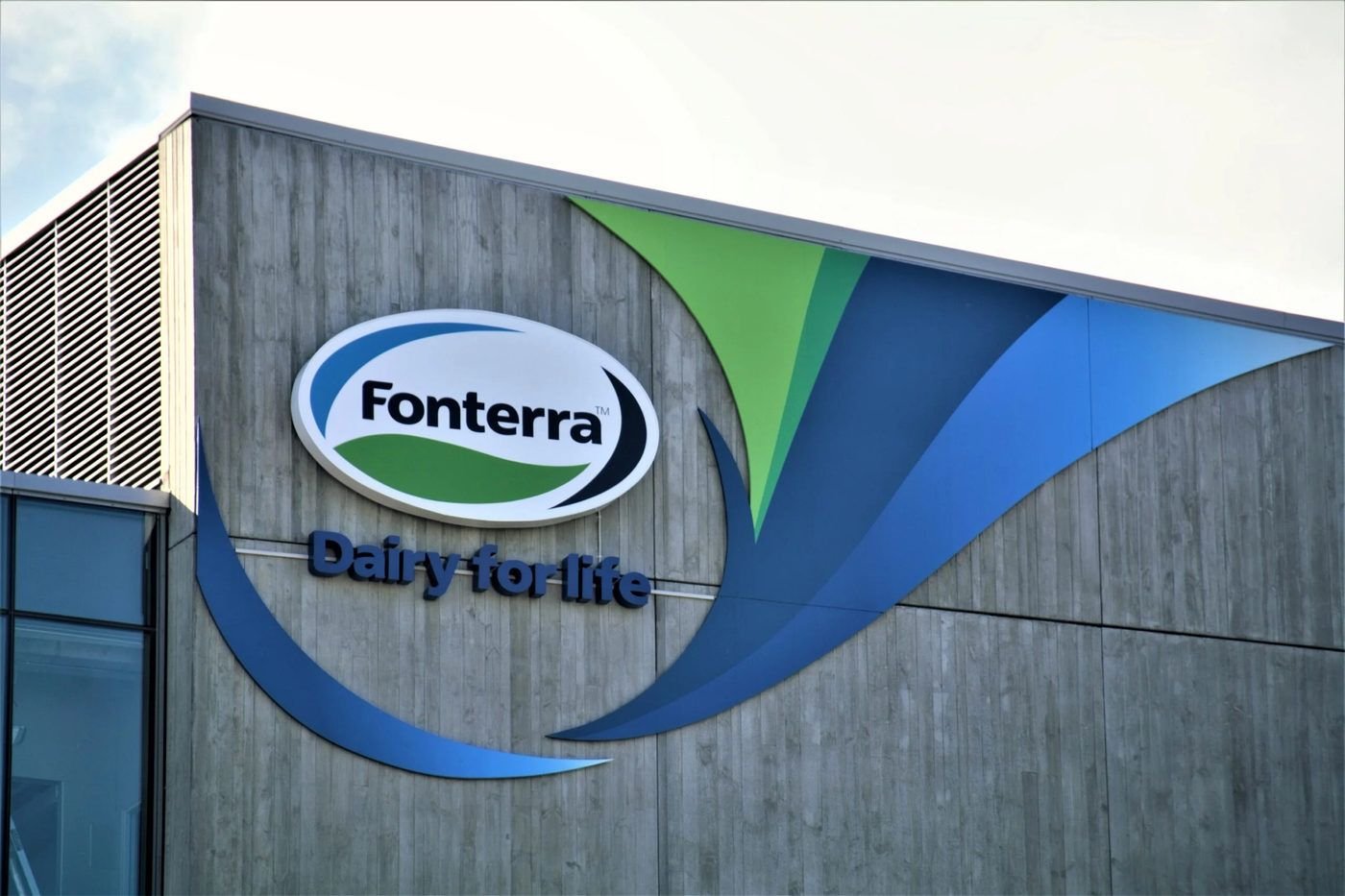 Fonterra site signage